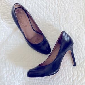 Corso Como Black 3.5 inch Heel-Size 4